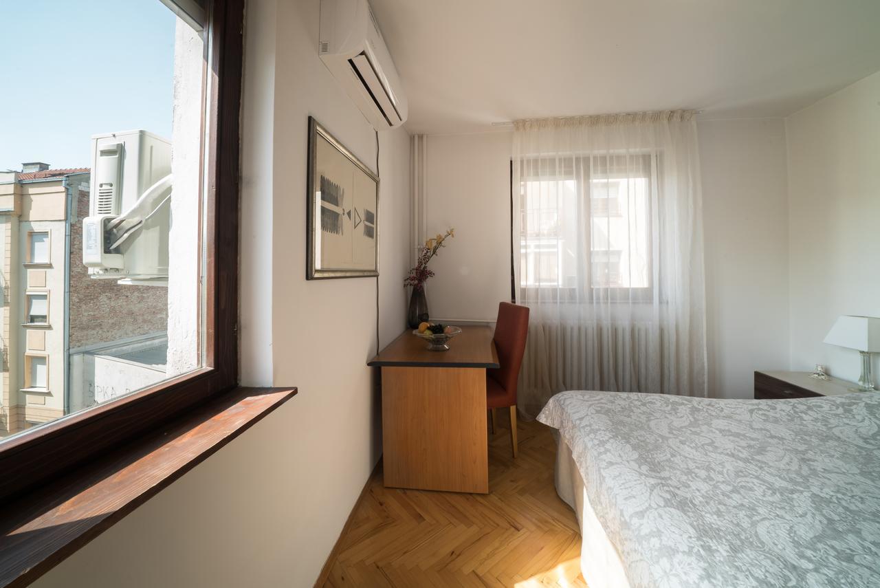 Sensitive Apartment Belgrade Extérieur photo