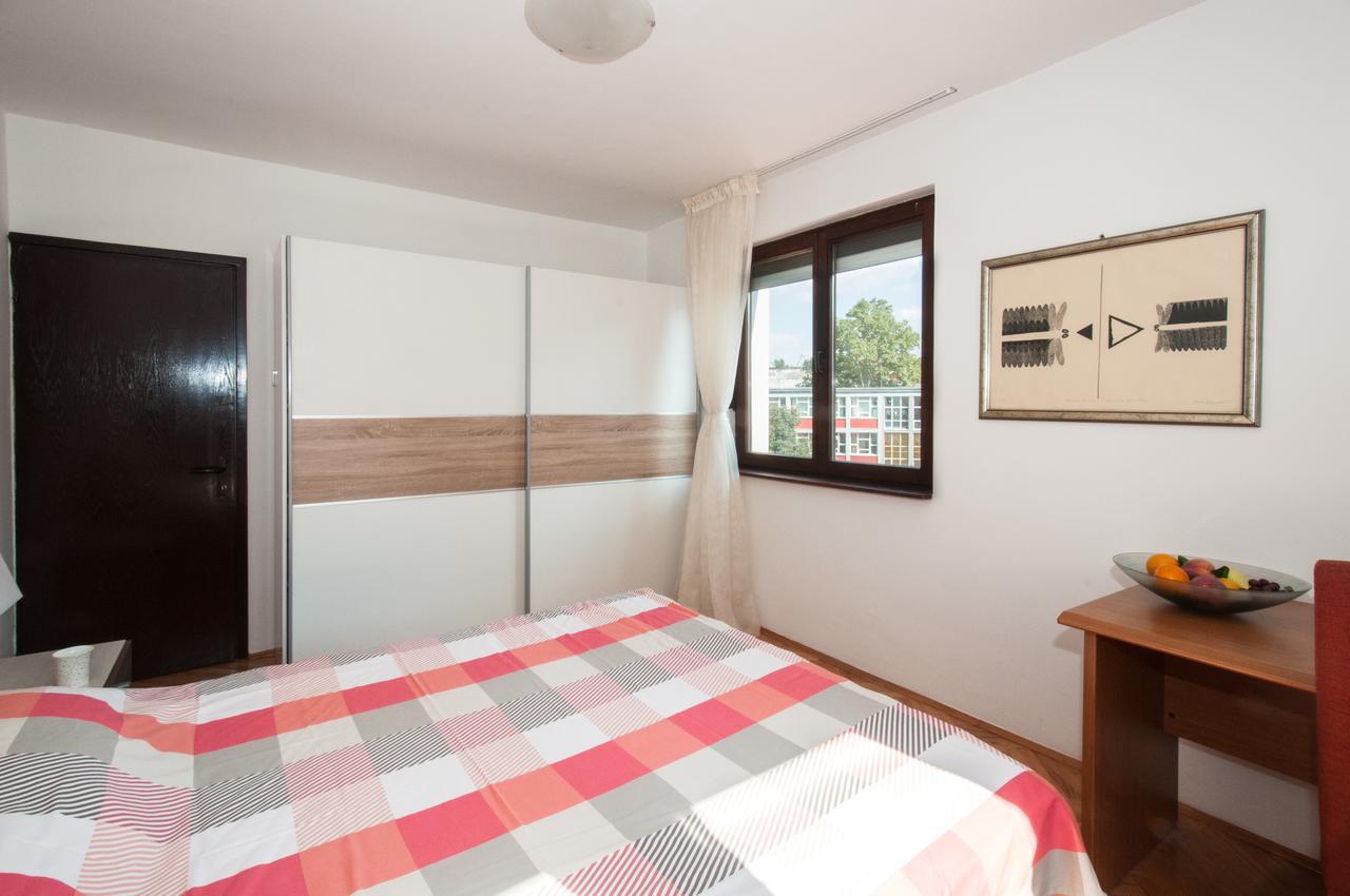 Sensitive Apartment Belgrade Extérieur photo